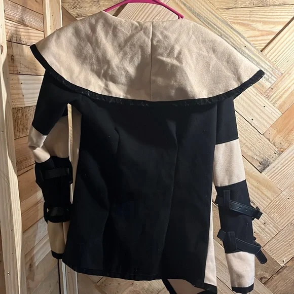 Jacket - Picture 2 of 2